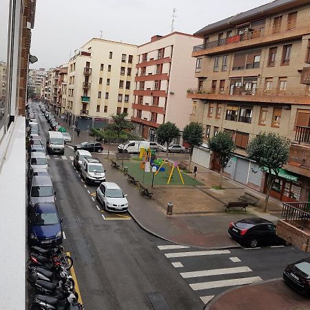Apartamento Costa Vasca Las Arenas Getxo Eksteriør bilde