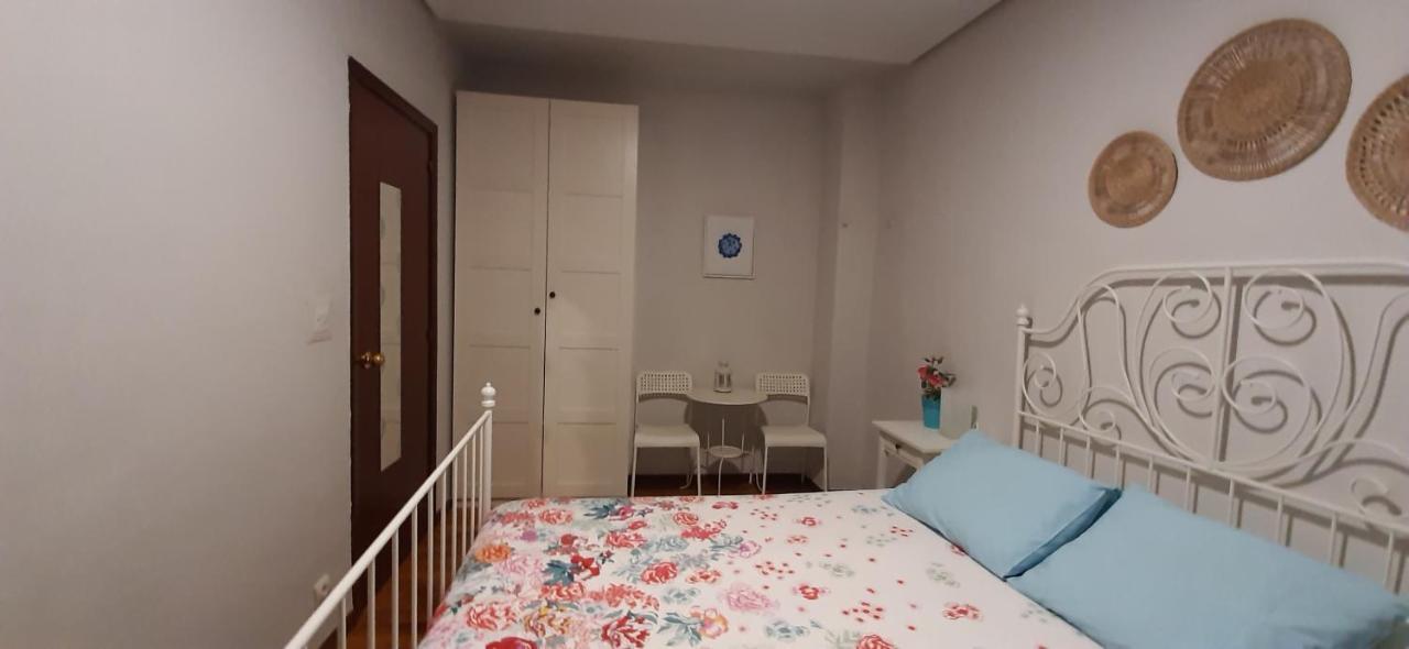 Apartamento Costa Vasca Las Arenas Getxo Eksteriør bilde