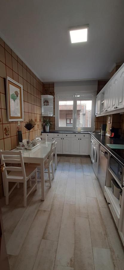 Apartamento Costa Vasca Las Arenas Getxo Eksteriør bilde