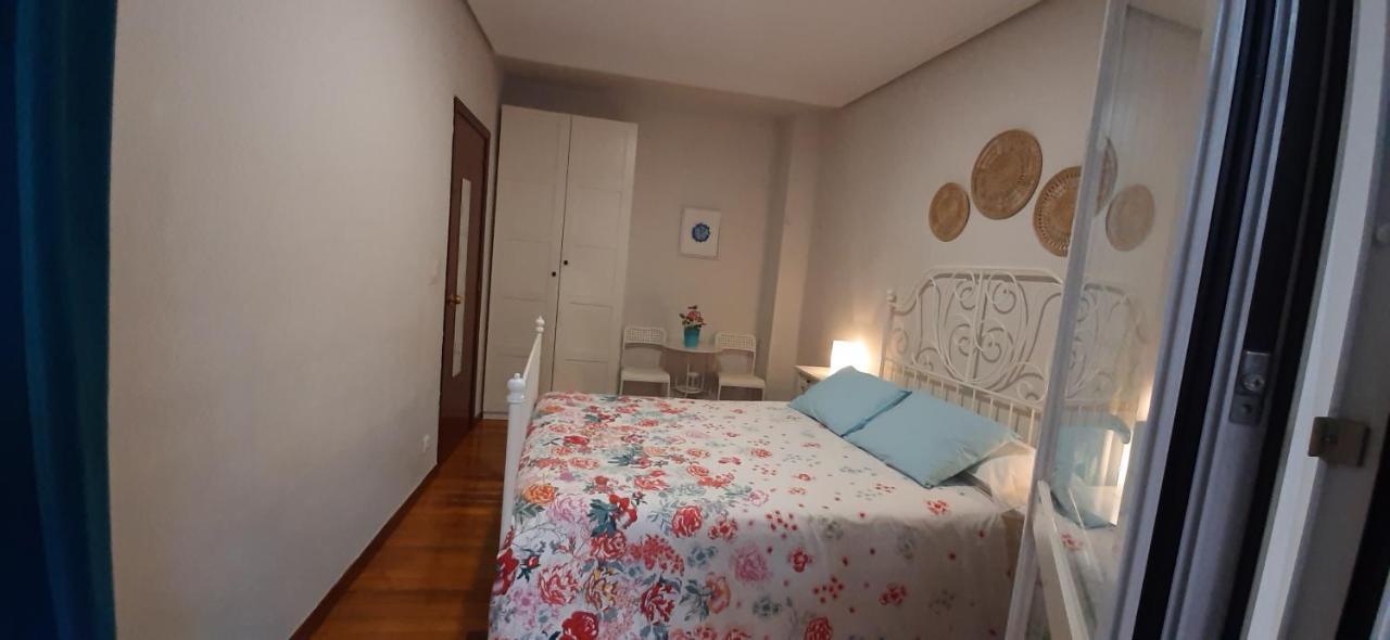 Apartamento Costa Vasca Las Arenas Getxo Eksteriør bilde