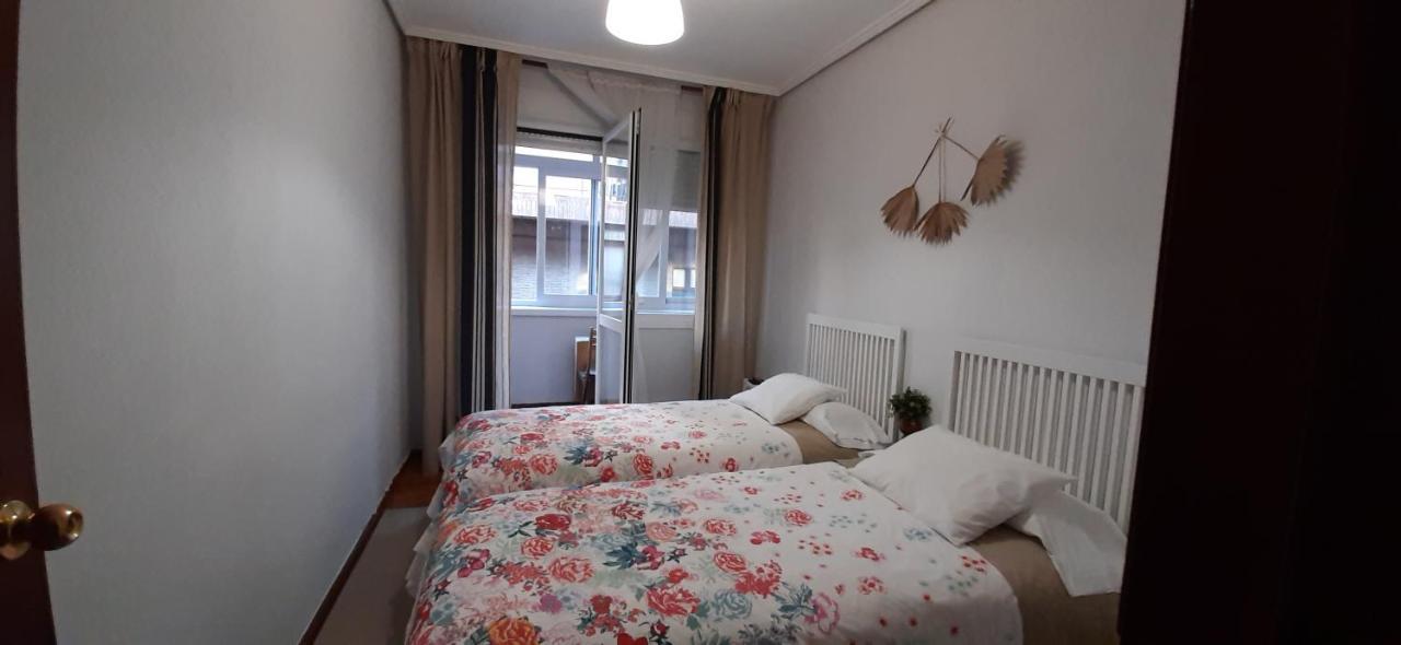 Apartamento Costa Vasca Las Arenas Getxo Eksteriør bilde