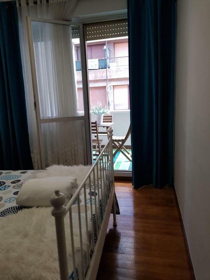 Apartamento Costa Vasca Las Arenas Getxo Eksteriør bilde